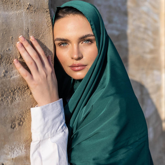 Plain silky hijab: Teal